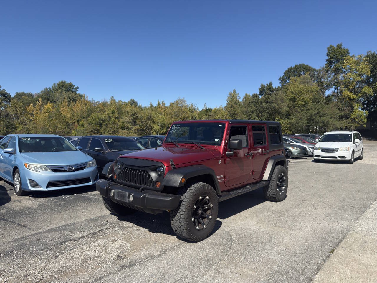 Used 2012 Jeep Wrangler Unlimited Sport w/ PWR Convenience Group AWD/4WD image 2