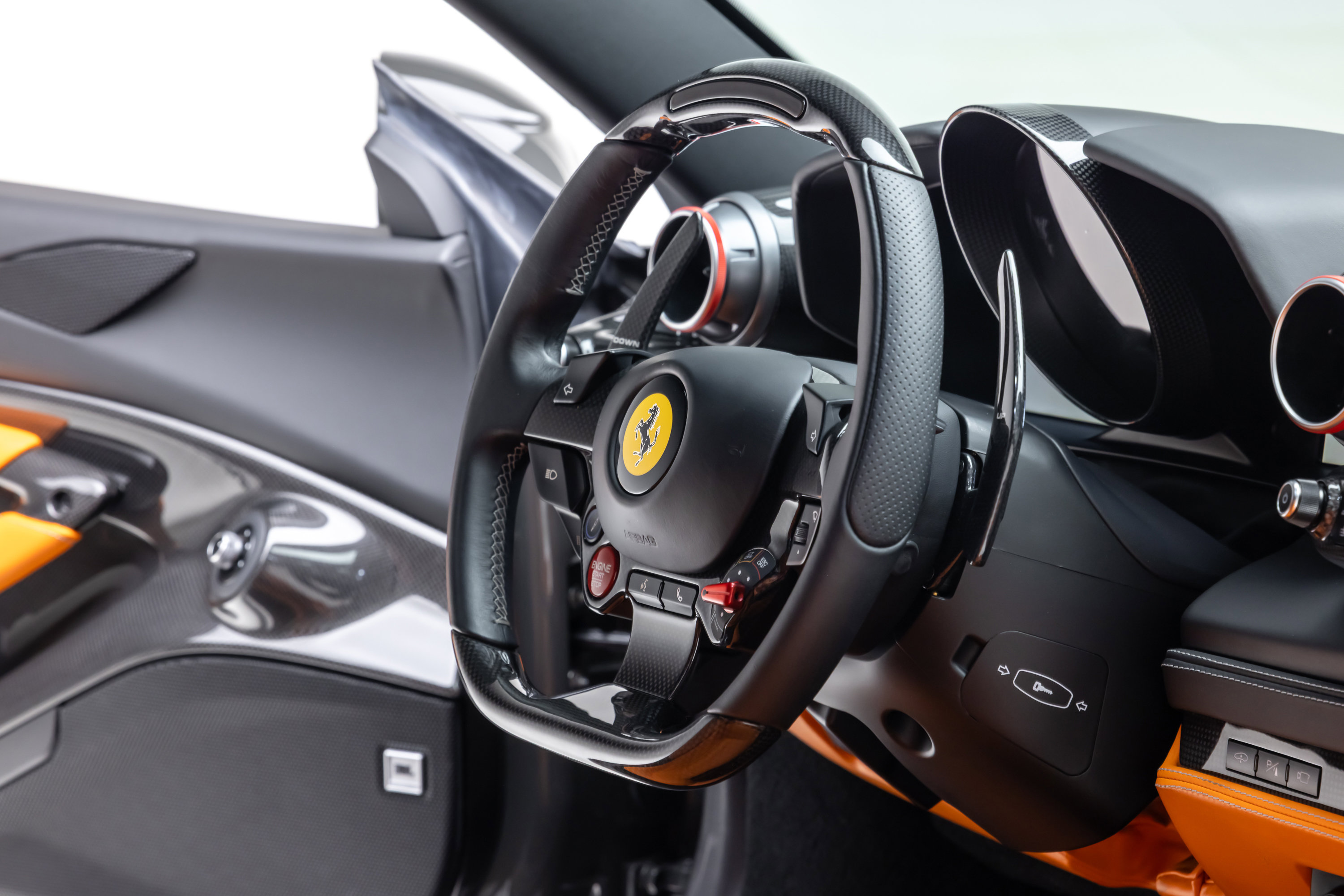 Certified 2022 Ferrari F8 Tributo RWD image 45
