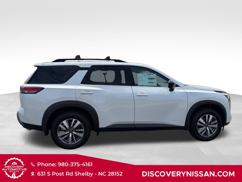 New 2026 Nissan Pathfinder SL FWD image 5