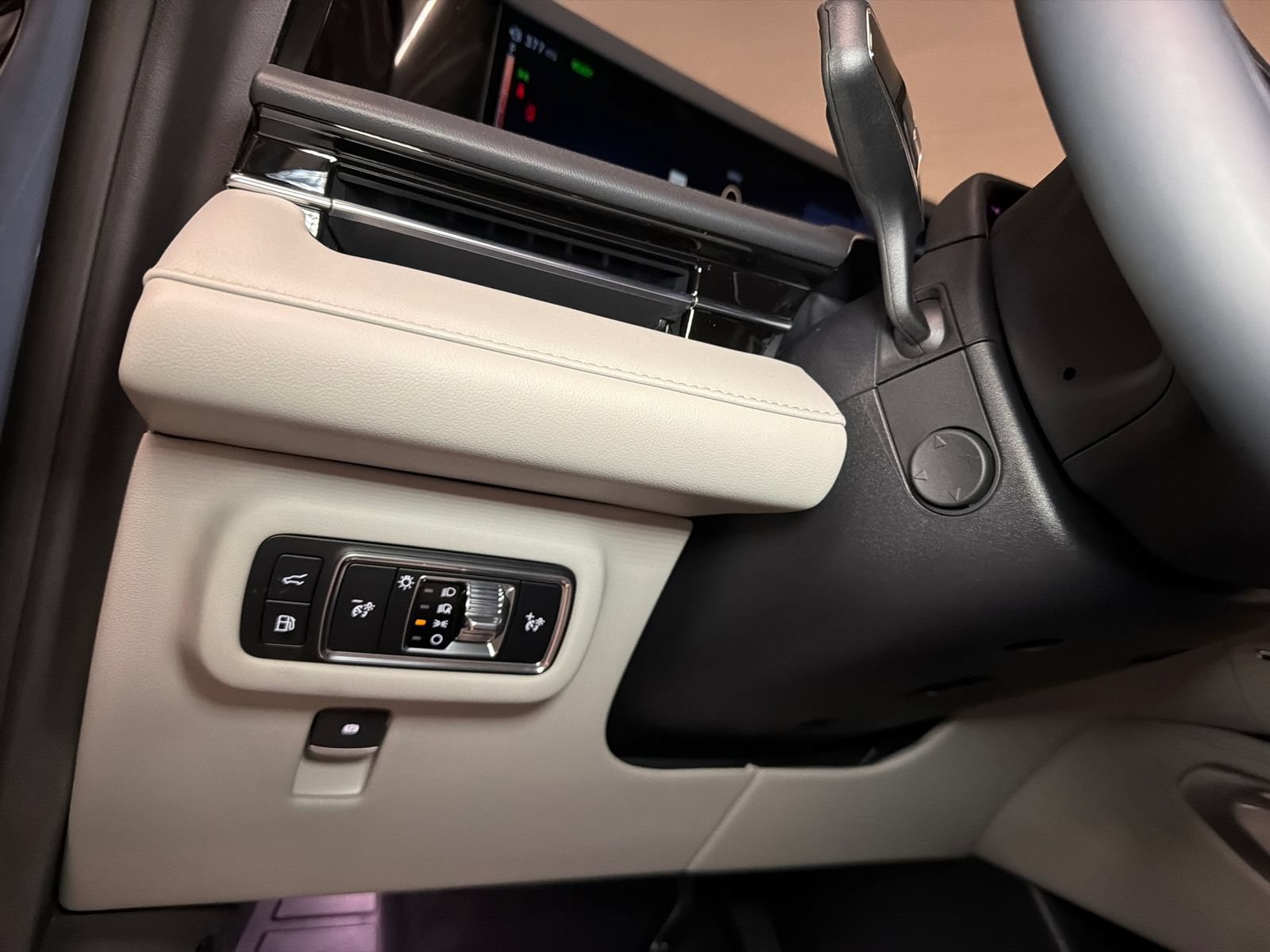 New 2026 Lincoln Nautilus Premier AWD/4WD image 29