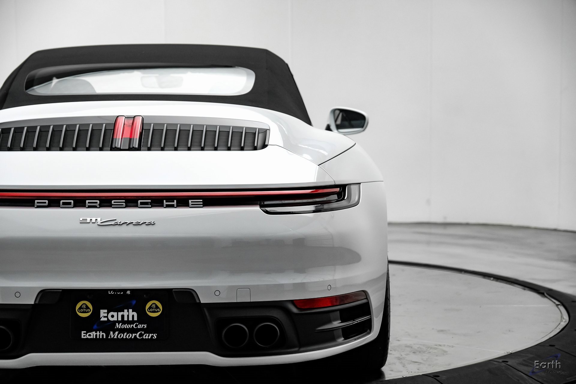 Used 2021 Porsche 911 Carrera 4 image 14