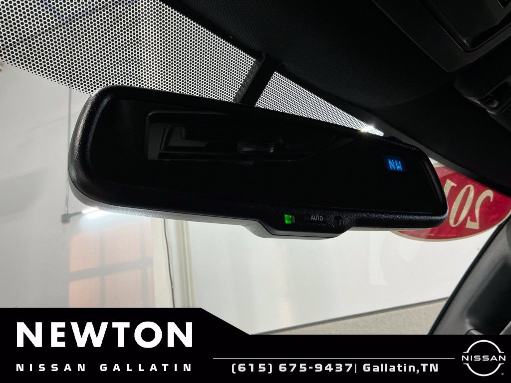 Used 2017 Toyota Tacoma TRD Off-Road w/ Tow Package (A/T) AWD/4WD image 33