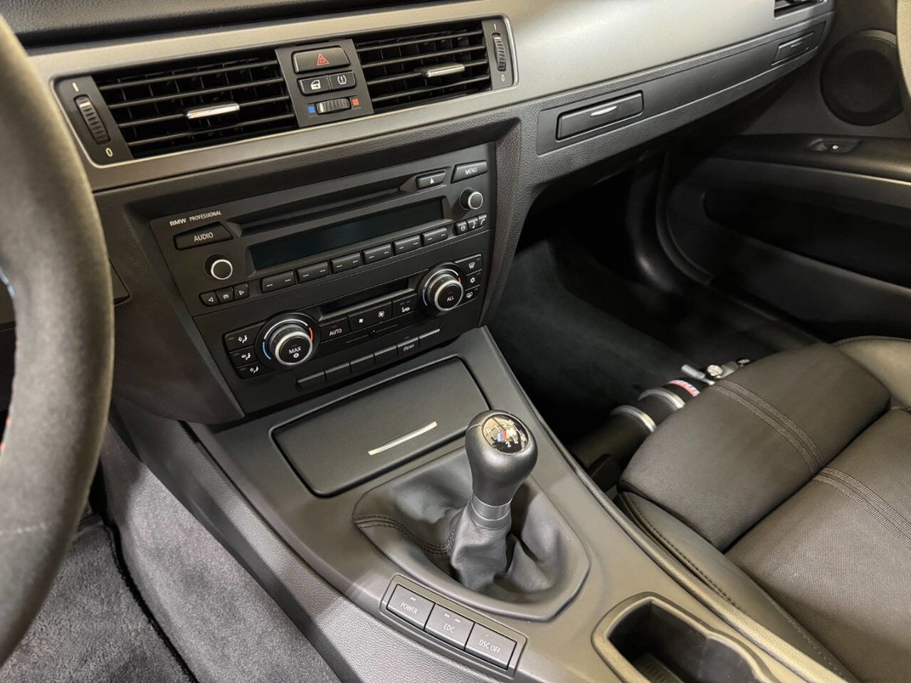 Used 2011 BMW M3 Sedan image 25