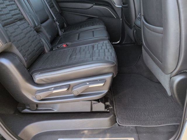 Used 2022 Cadillac Escalade ESV Sport Platinum image 26