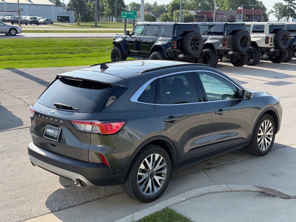 Used 2020 Ford Escape Titanium w/ Titanium Premium Package 2.0 AWD/4WD image 6