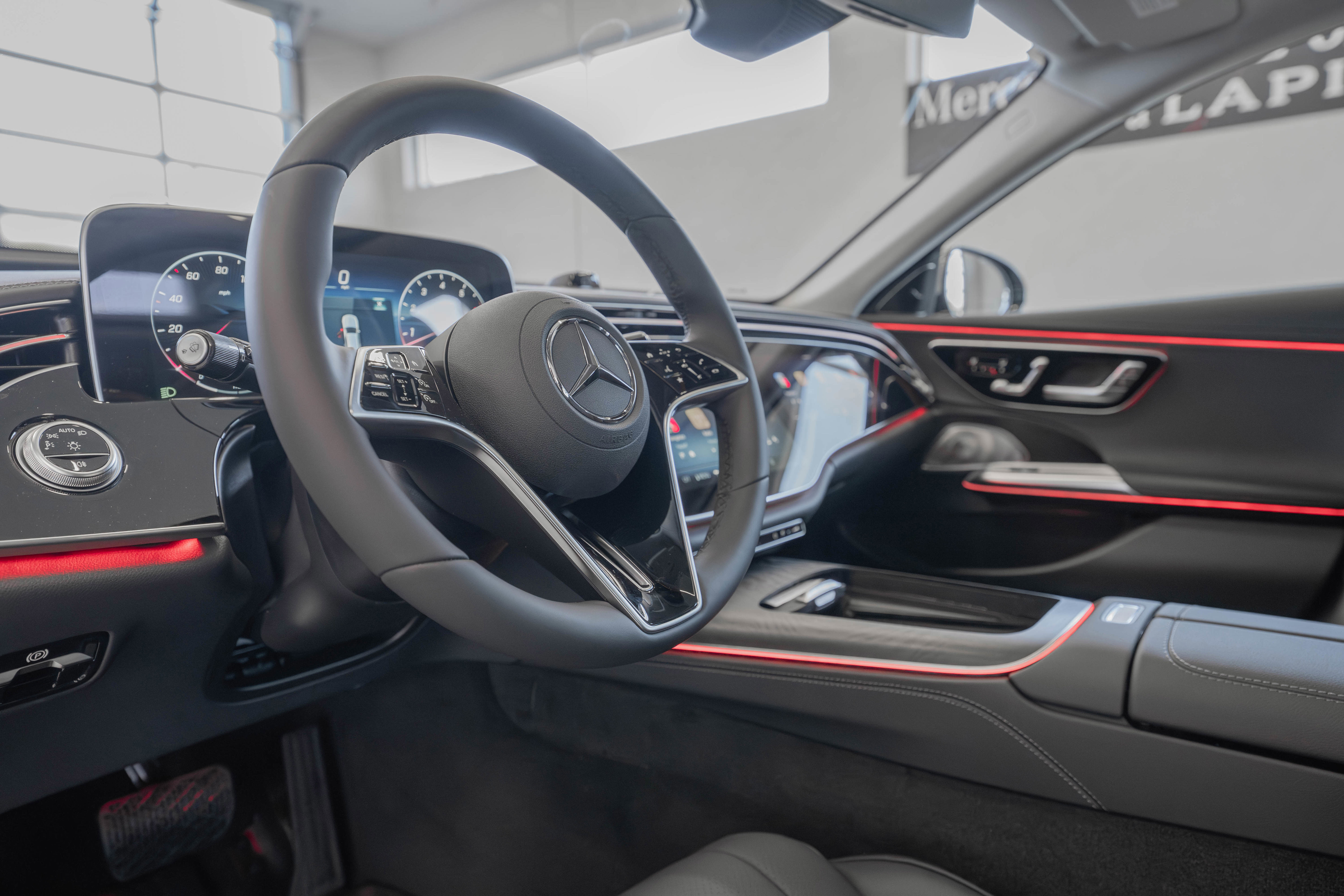 New 2025 Mercedes-Benz E 450 4MATIC All-Terrain Wagon image 7