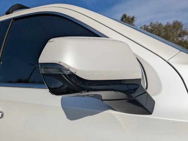 Used 2024 GMC Yukon Denali Ultimate image 13