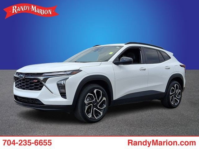 Certified 2025 Chevrolet Trax RS w/ Sunroof Package FWD image 1