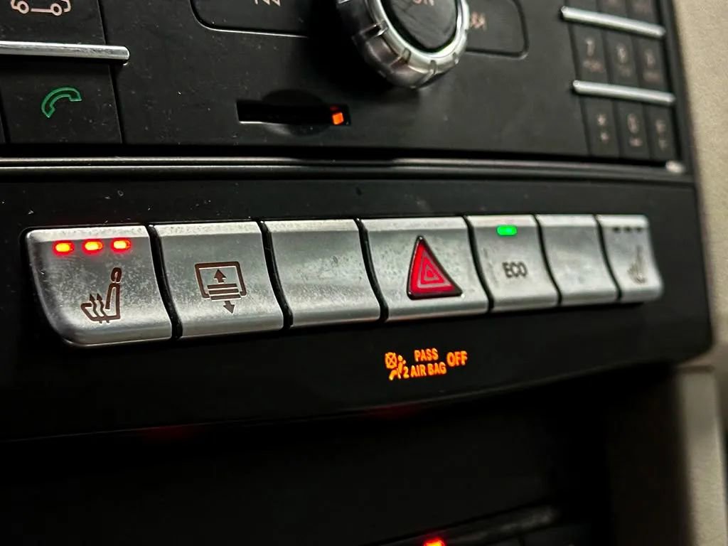 Used 2016 Mercedes-Benz E 350 Sedan image 41