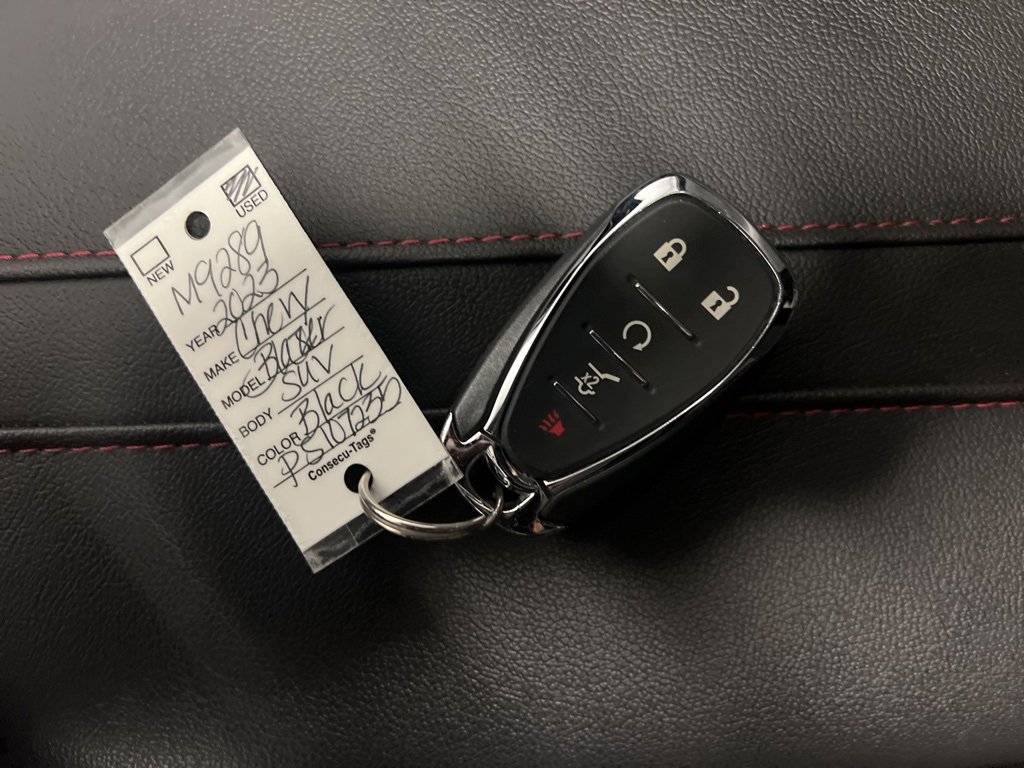 Certified 2023 Chevrolet Blazer RS w/ Driver Confidence II Package image 22