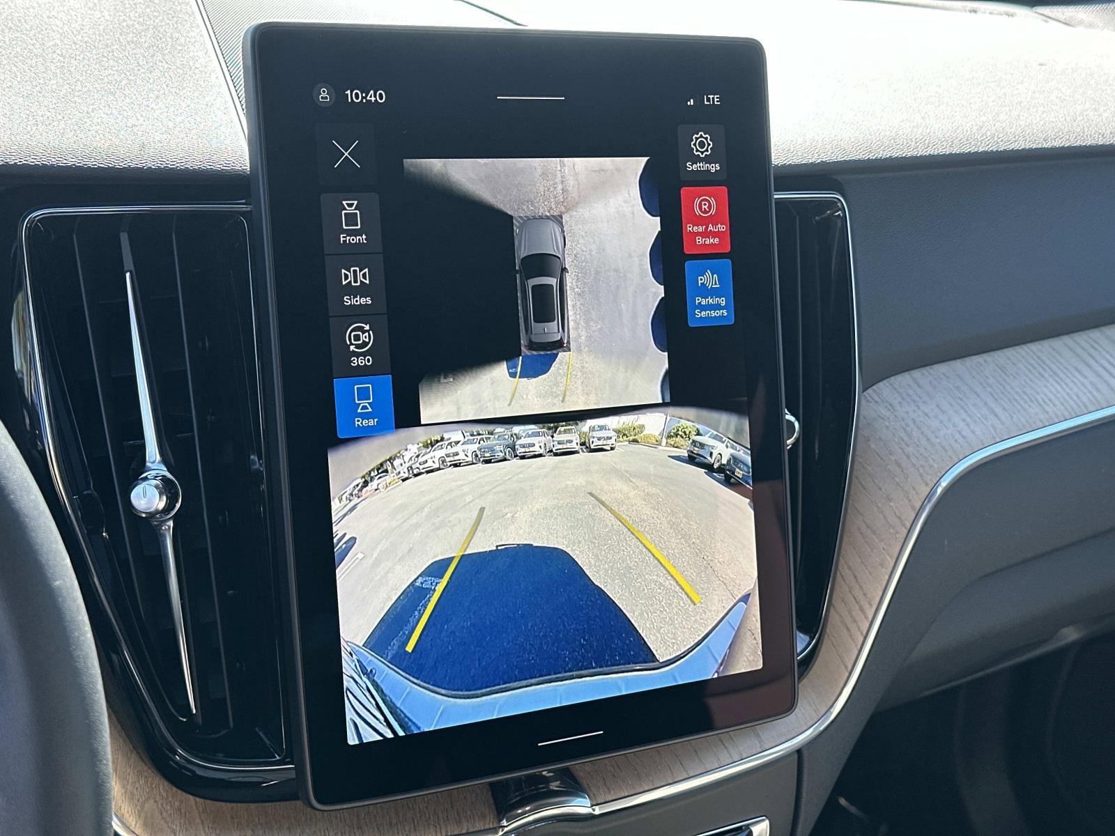 Certified 2026 Volvo XC60 B5 Plus w/ Protection Package Premier image 13