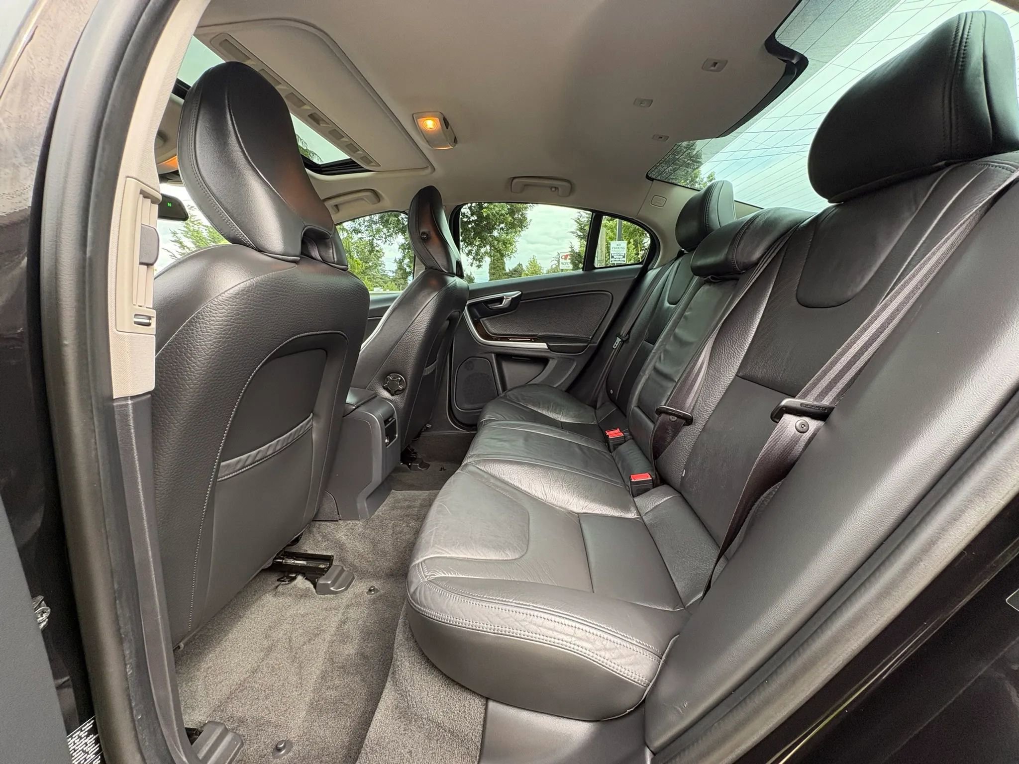 Used 2012 Volvo S60 T5 FWD image 16