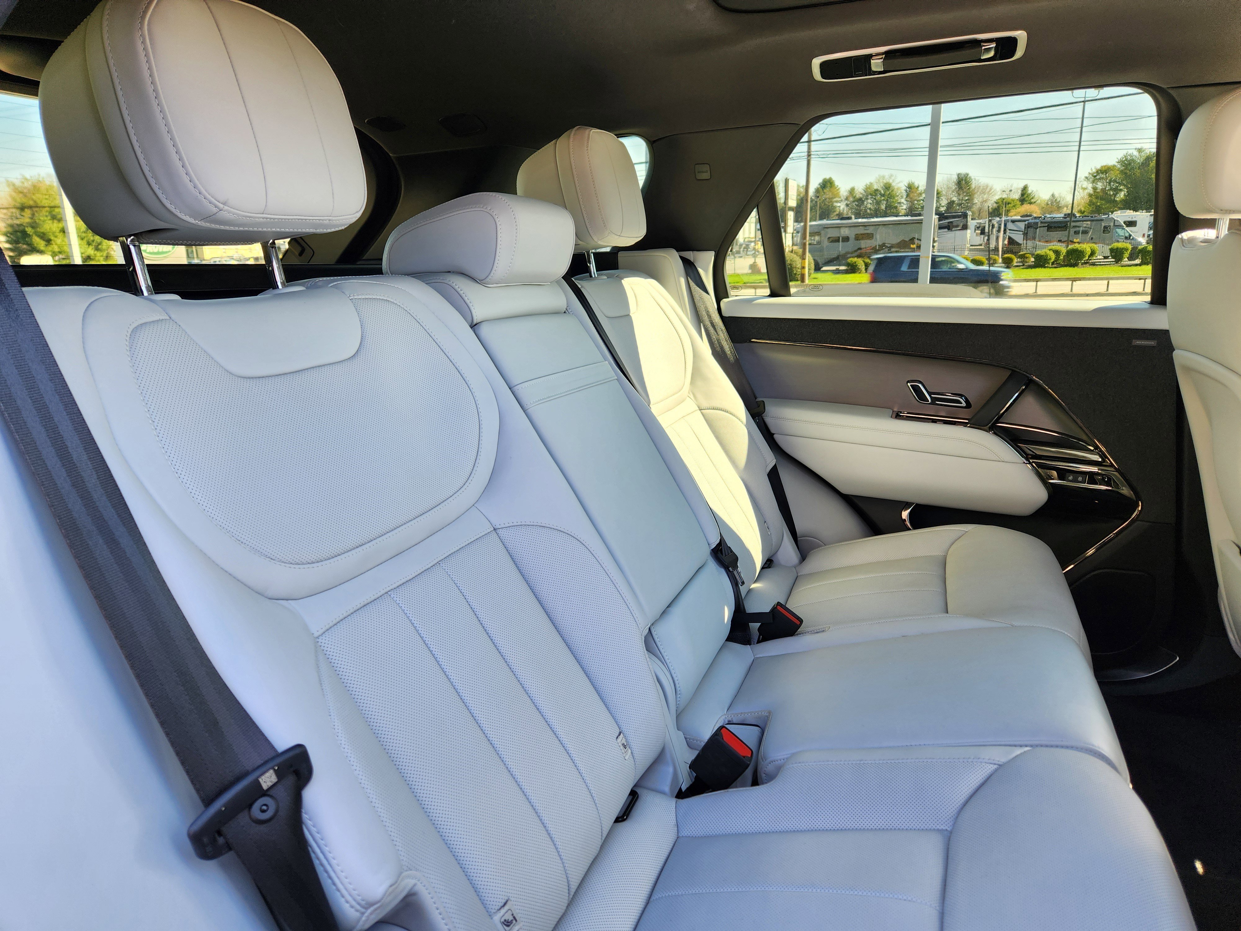 Certified 2024 Land Rover Range Rover Sport SE image 15