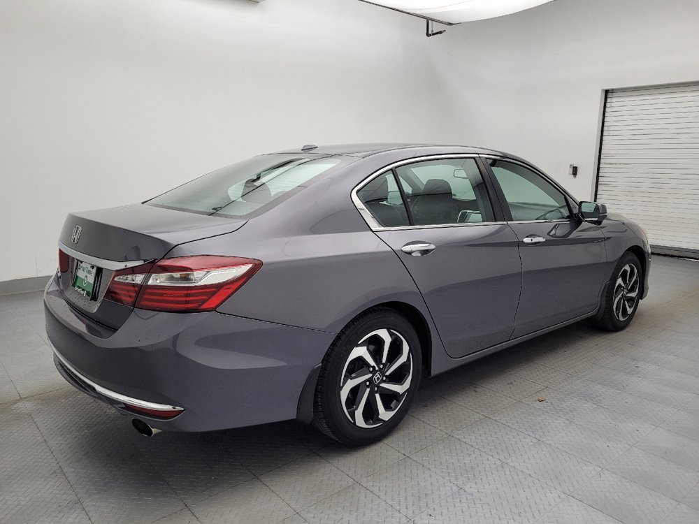 Used 2017 Honda Accord EX-L image 9