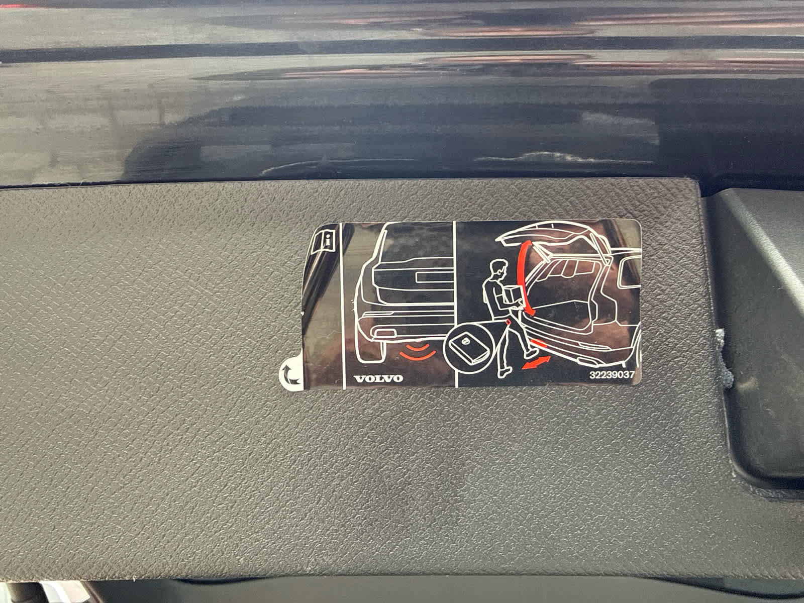 Used 2021 Volvo XC90 T6 Momentum image 26