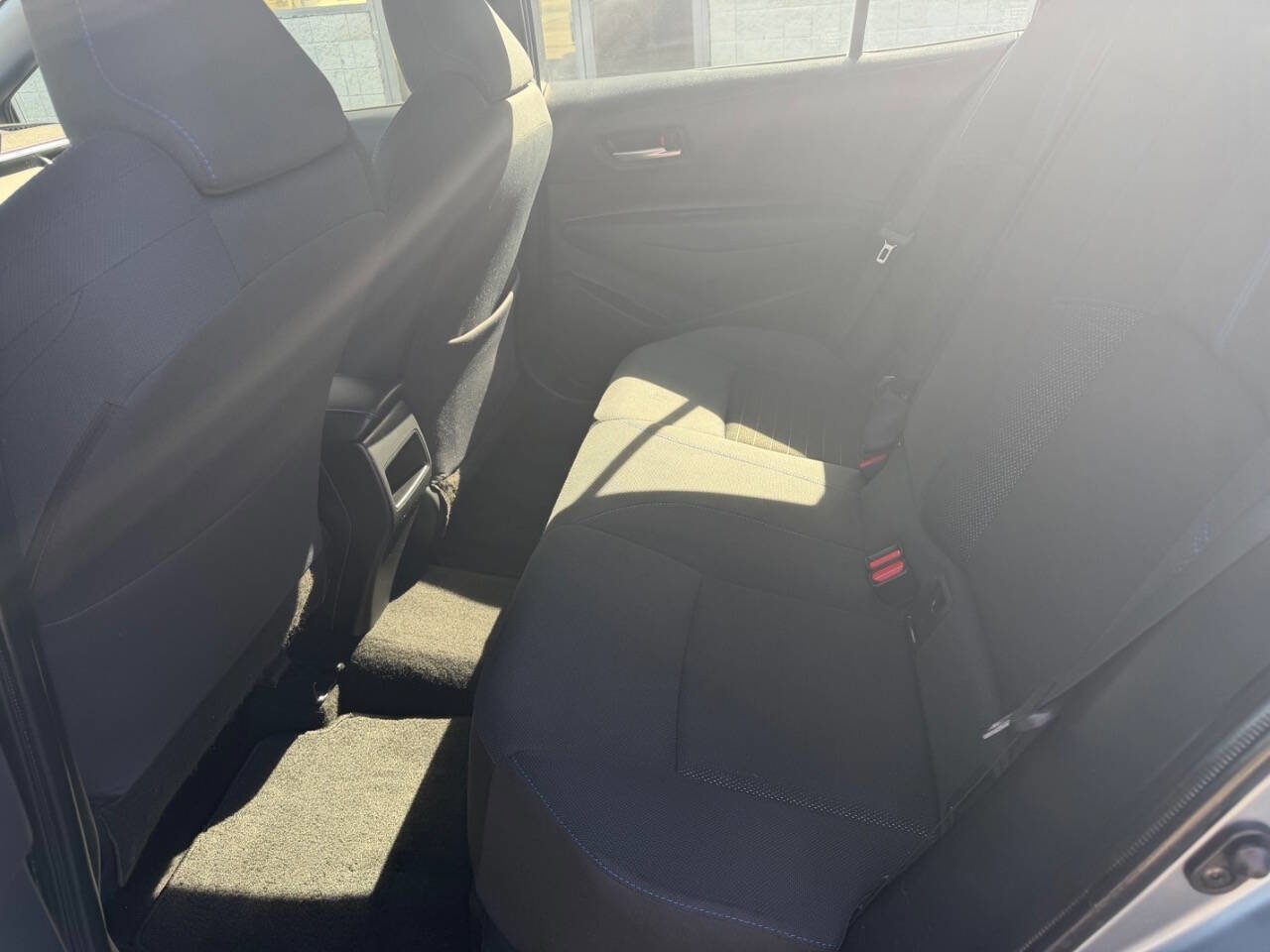 Used 2020 Toyota Corolla SE w/ SE Premium Package image 11