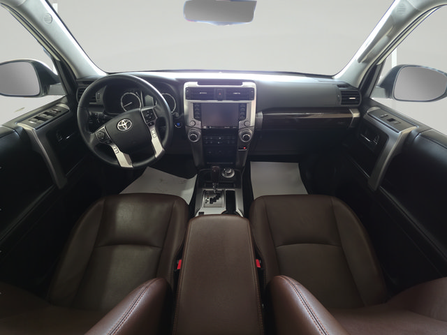 Used 2022 Toyota 4Runner Limited AWD/4WD image 30