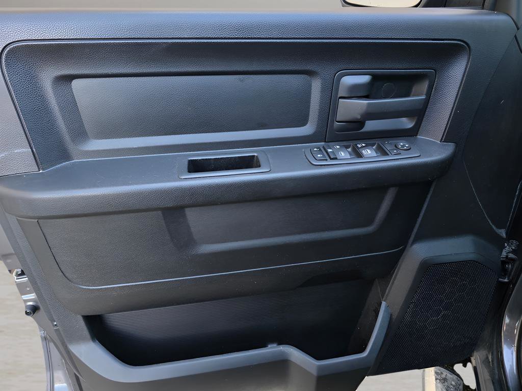 Used 2019 RAM 1500 Express w/ Express Value Package AWD/4WD image 16