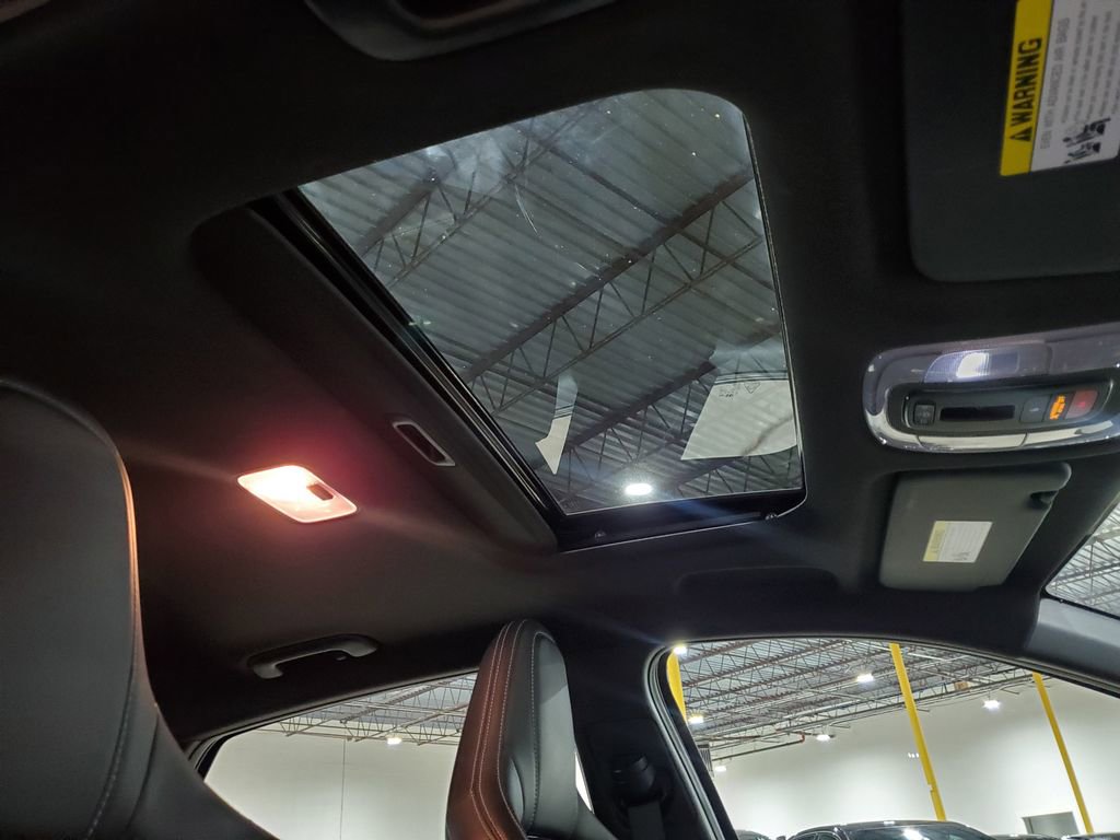 Used 2022 Hyundai Elantra N FWD image 37