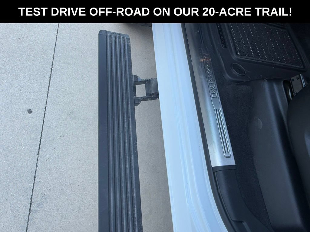 New 2026 RAM 2500 Limited AWD/4WD image 32
