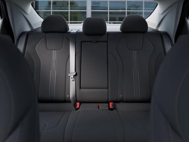 Used 2025 Hyundai Elantra SEL image 12