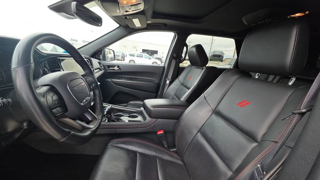 Used 2025 Dodge Durango GT image 11