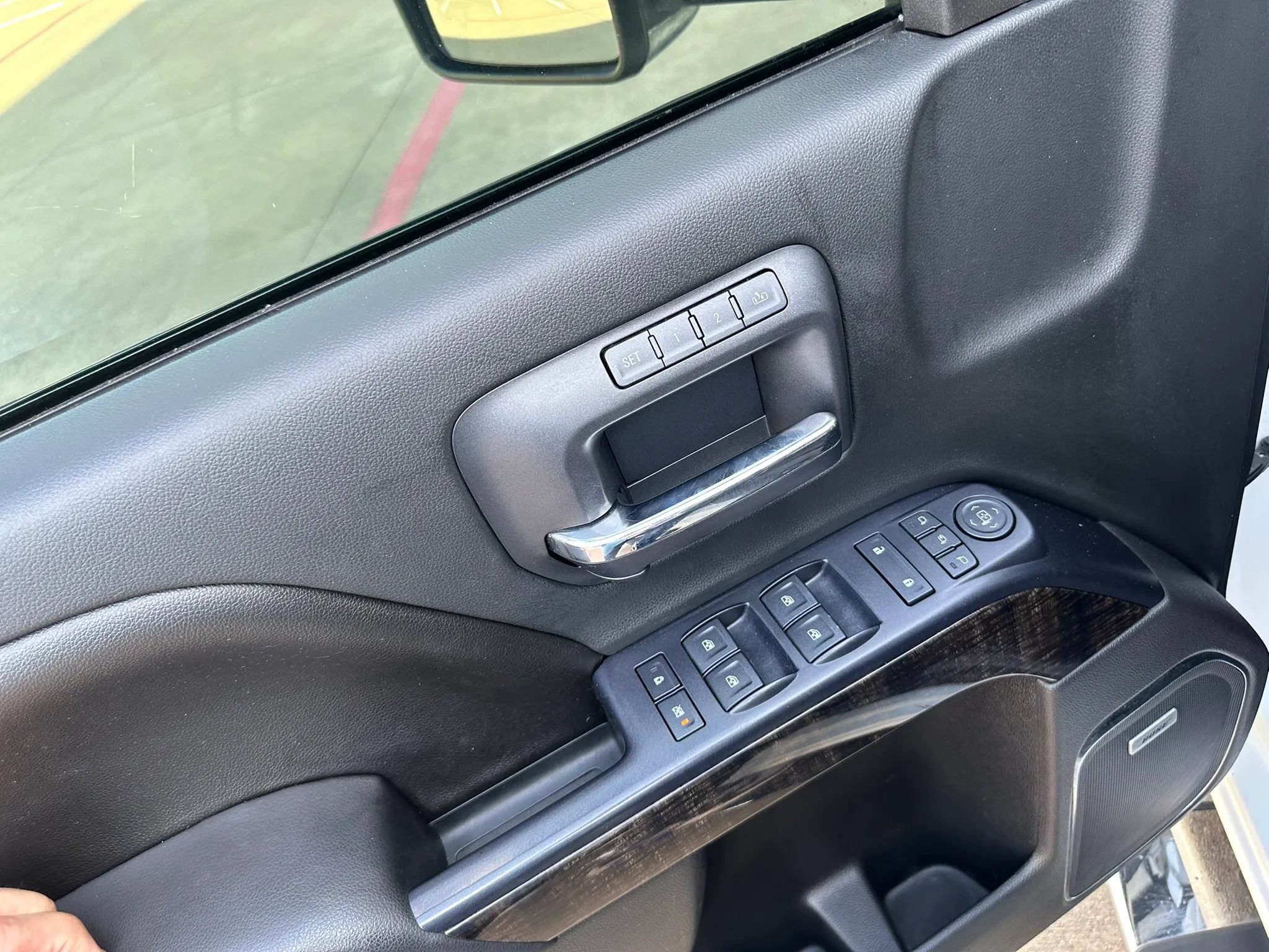 Used 2015 GMC Sierra 3500 Denali AWD/4WD image 37