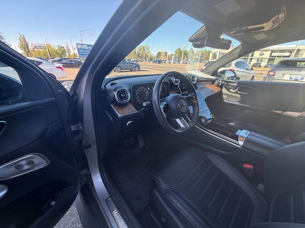 Used 2023 Mercedes-Benz GLC 300 4MATIC w/ AMG Line image 16