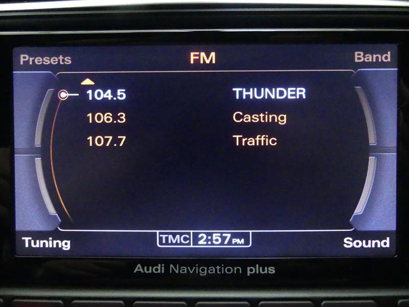 Used 2014 Audi R8 V8 w/ Convenience Package image 13