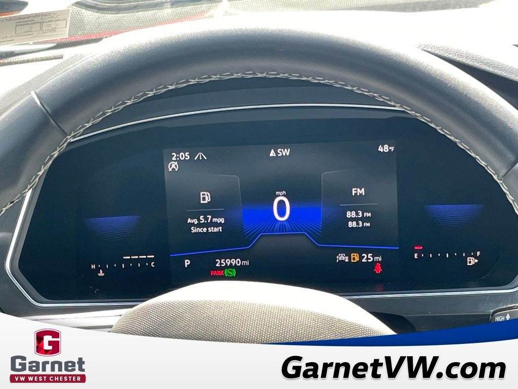 Certified 2023 Volkswagen Tiguan SE w/ Panoramic Sunroof Package image 16