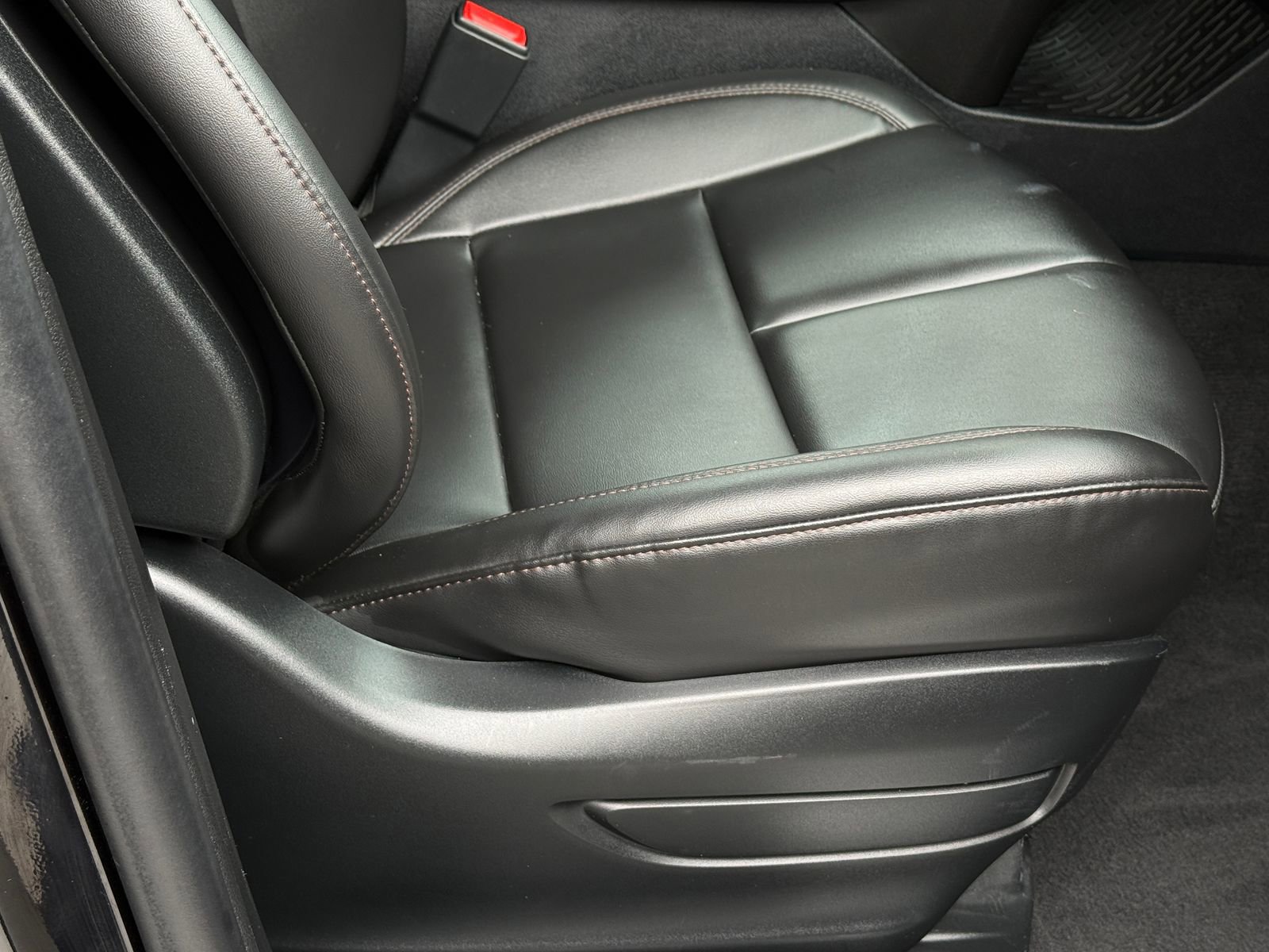 Certified 2023 Lincoln Aviator AWD w/ Premium Package image 11