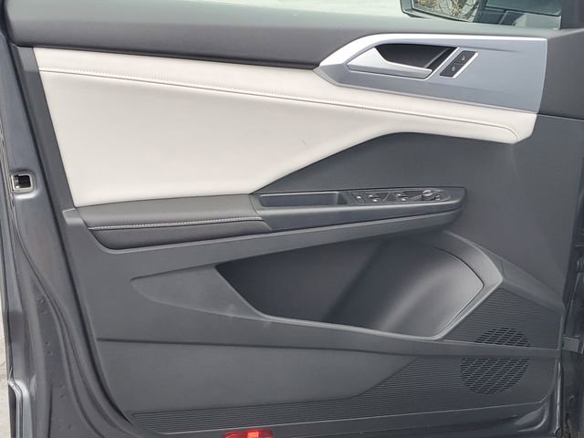 New 2026 Volkswagen Taos SE AWD/4WD image 8