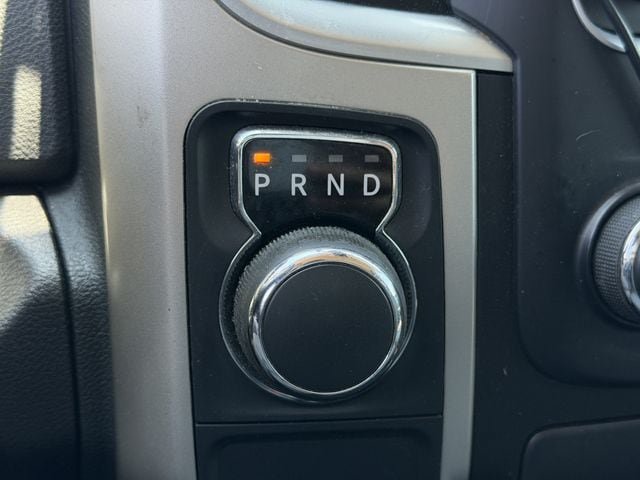 Used 2014 RAM 1500 Classic SLT RWD image 18