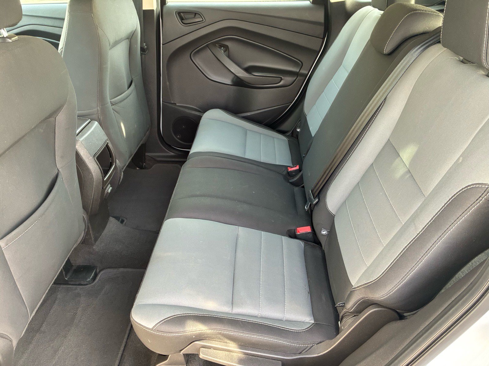 Used 2017 Ford Escape S FWD image 9