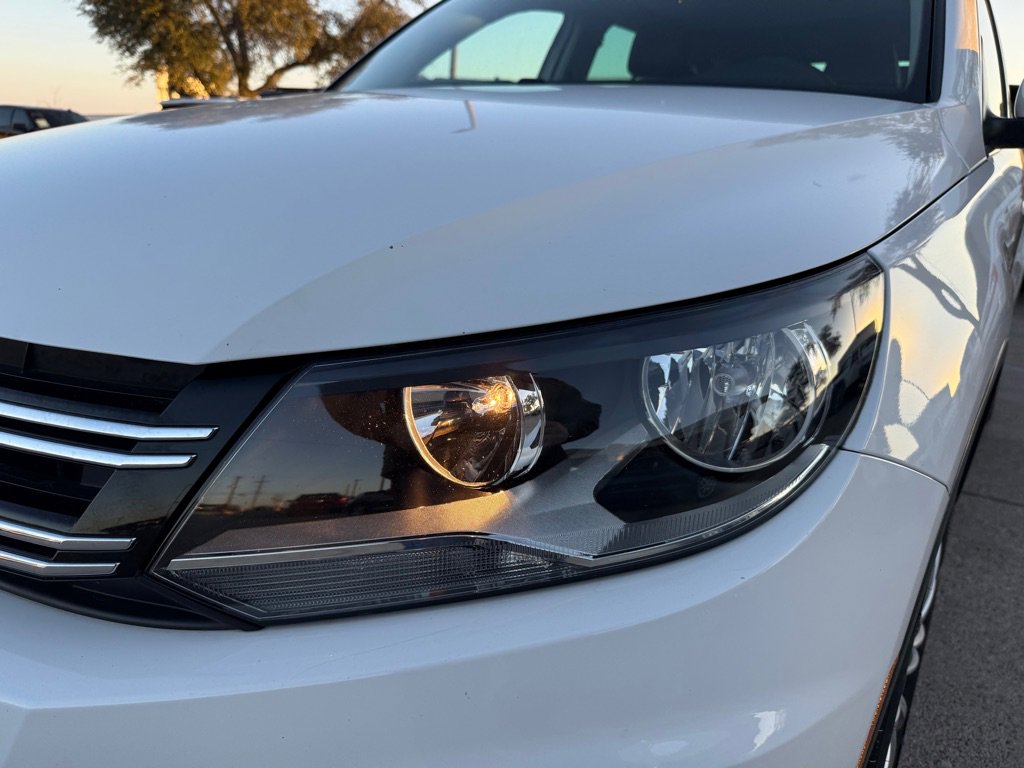 Used 2014 Volkswagen Tiguan SEL FWD image 9