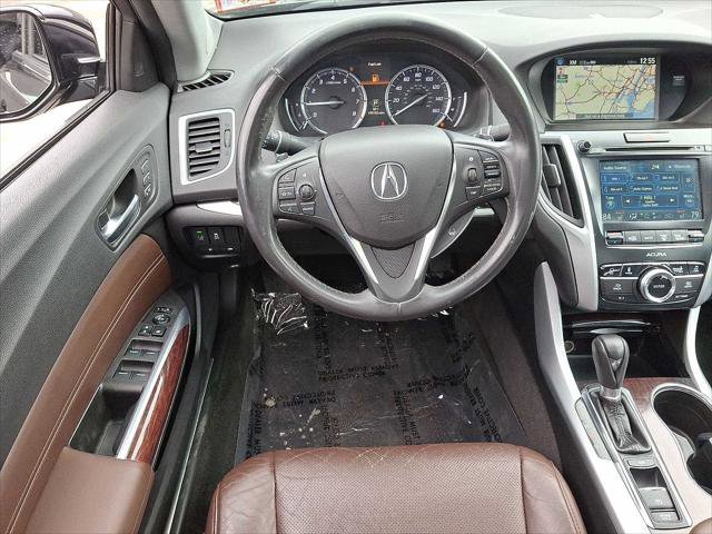 Used 2017 Acura TLX w/ Technology Package FWD image 21
