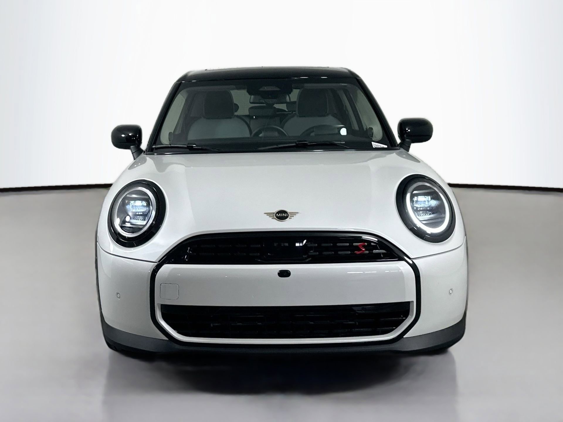 Used 2025 MINI Cooper S image 2