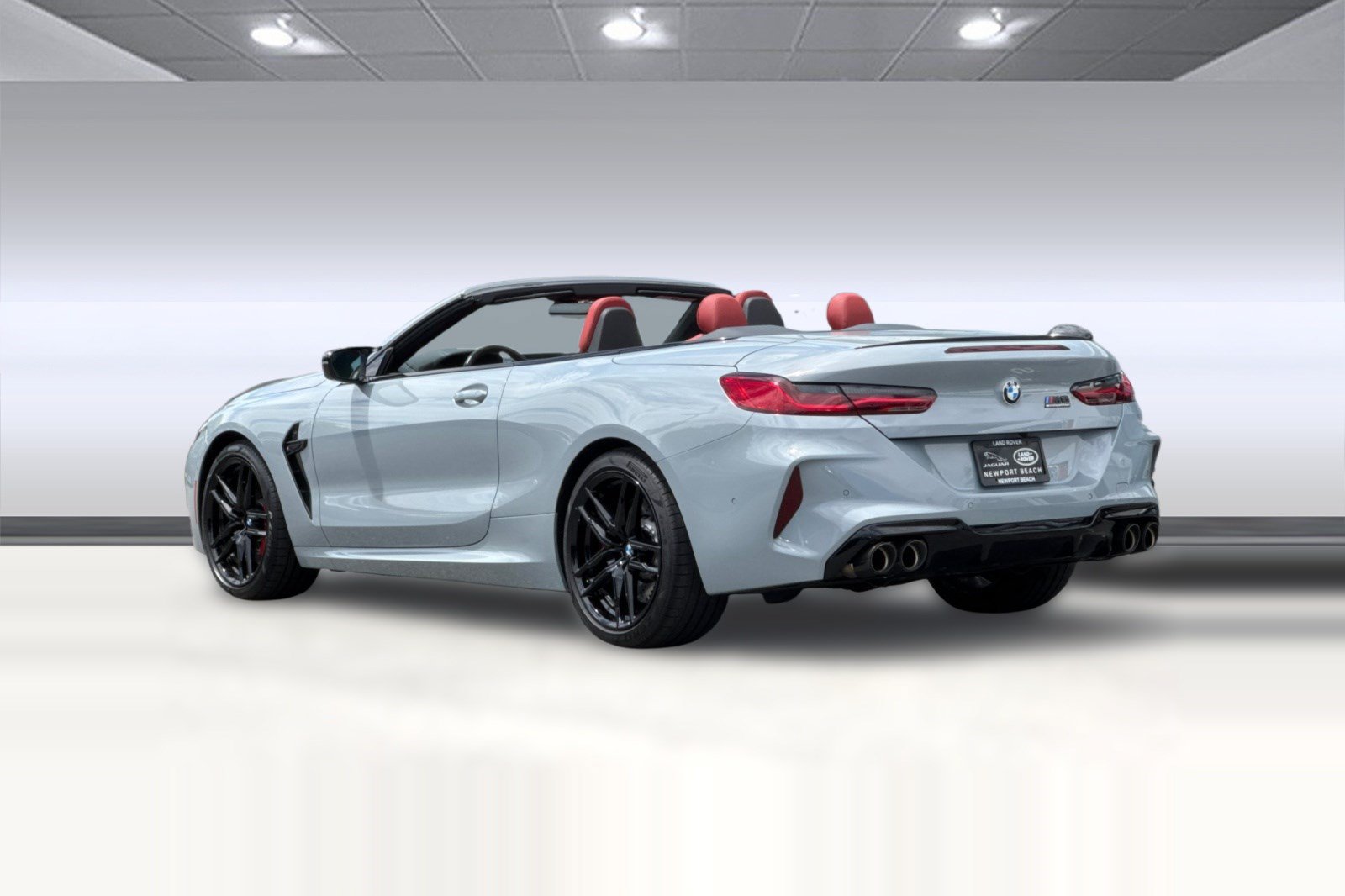 Used 2025 BMW M8 Competition AWD/4WD image 3
