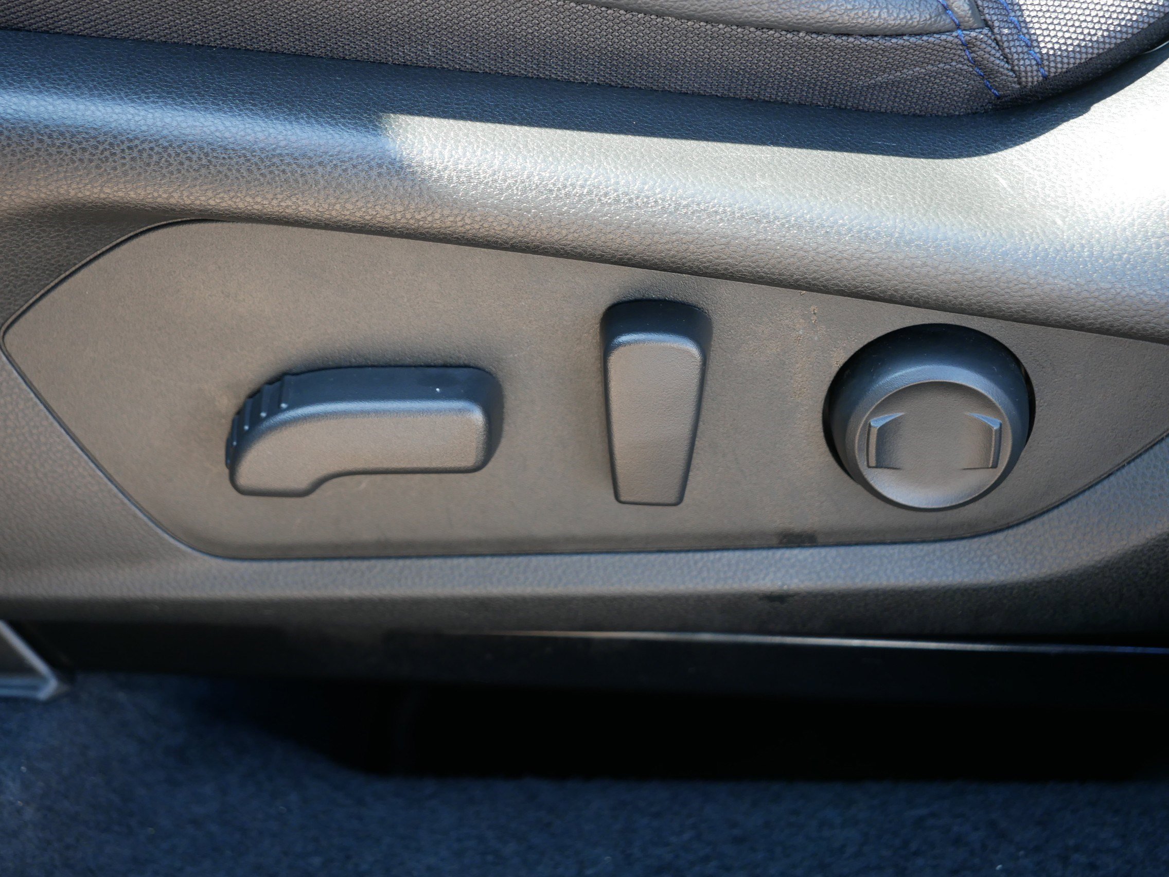 Certified 2025 Subaru Forester Premium image 20