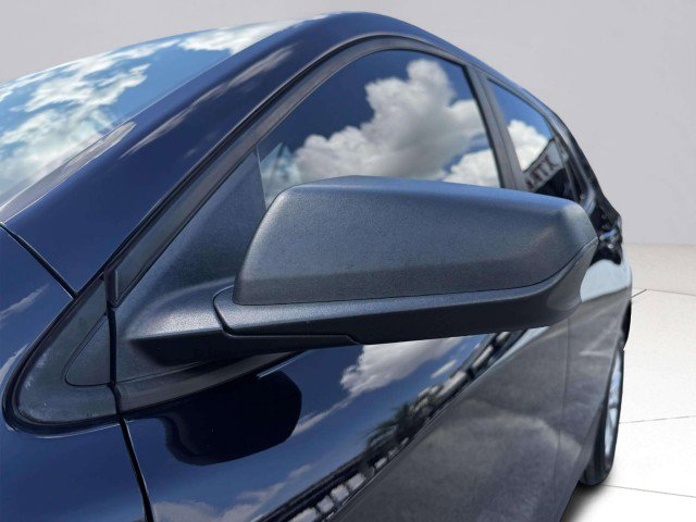 Used 2020 Chevrolet Equinox LS w/ LS Convenience Package image 16