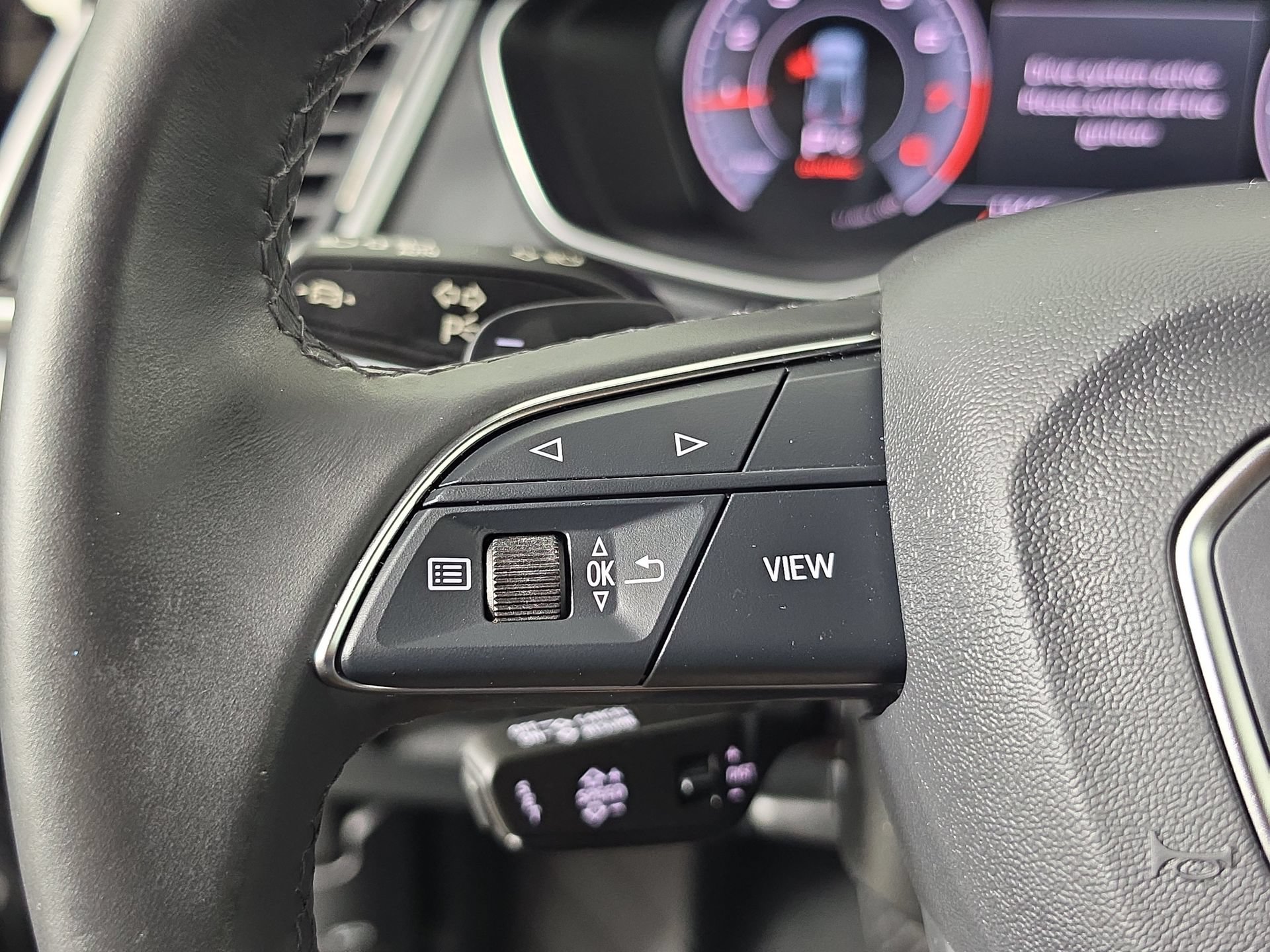 Certified 2025 Audi Q5 2.0T Premium AWD/4WD image 23