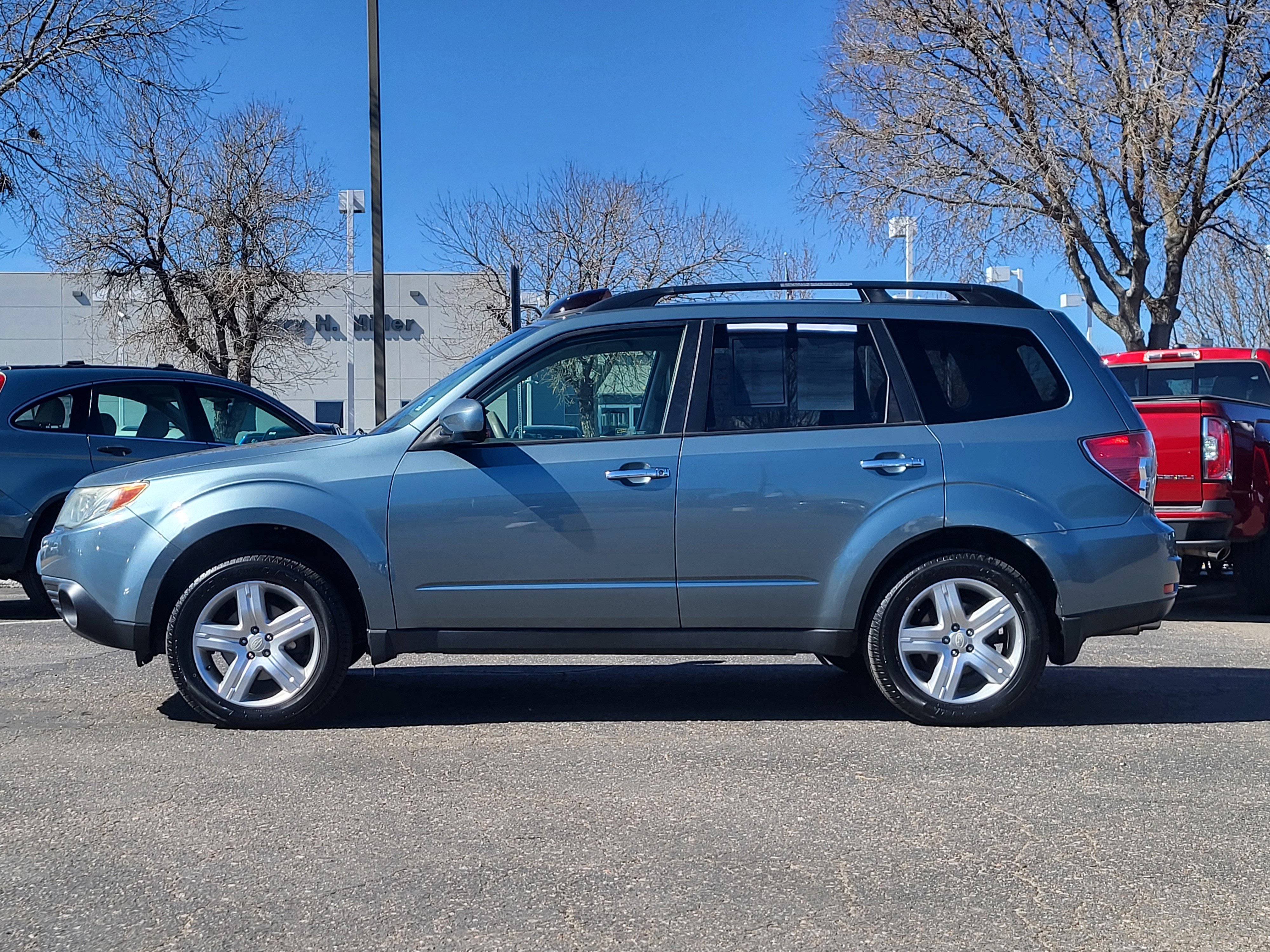 Used 2010 Subaru Forester 2.5X Limited w/ Popular Equipment Group 4B image 4