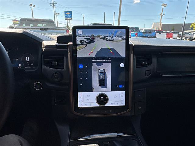 Used 2024 Ford F150 Lightning Lariat image 20