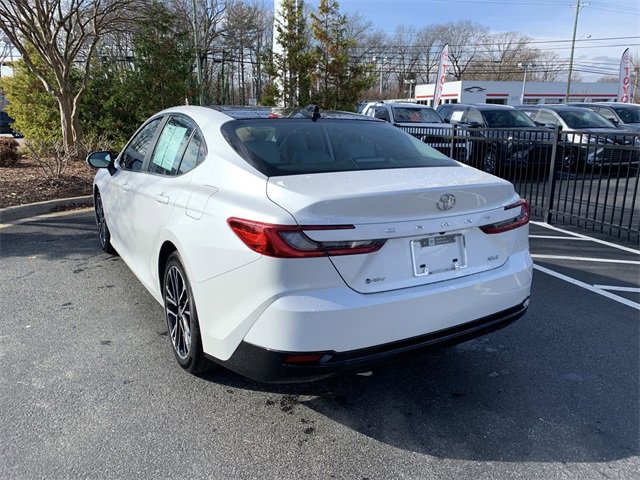 Used 2025 Toyota Camry XLE image 6