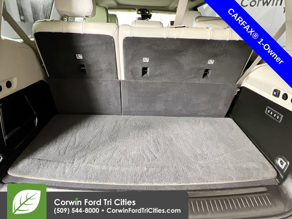 Used 2022 Jeep Wagoneer Series III w/ Premium Group I image 15