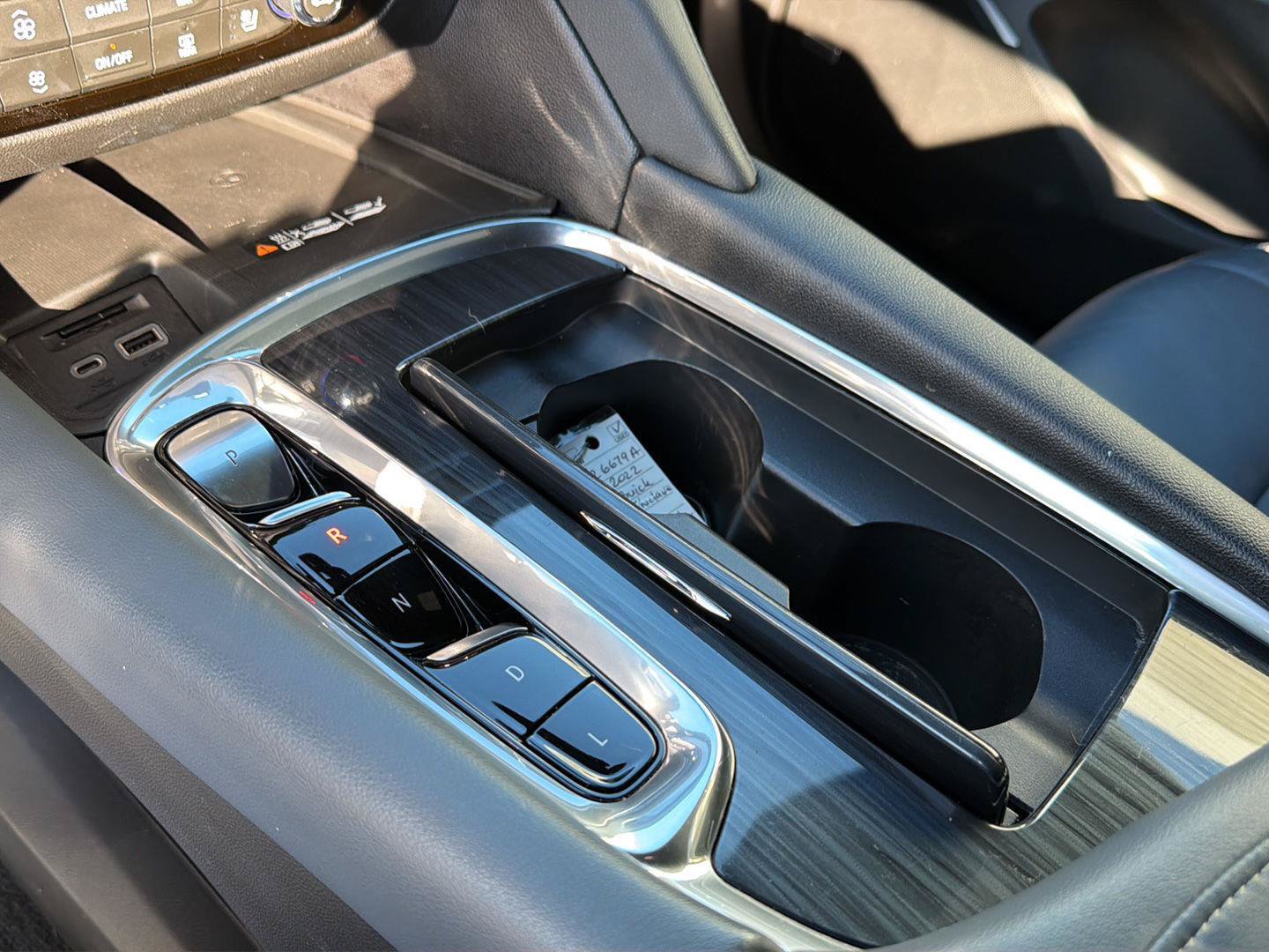 Used 2022 Buick Enclave Premium w/ LPO, Touring Package FWD image 30