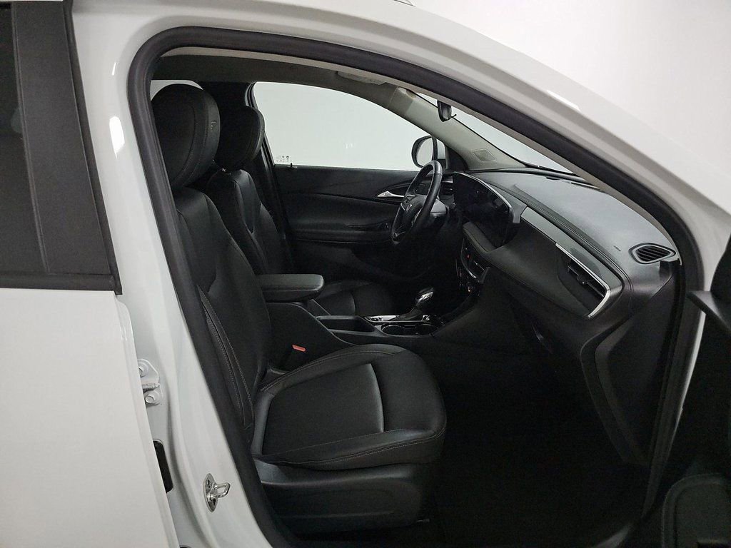 Used 2024 Buick Encore GX Sport Touring w/ Comfort Package image 7