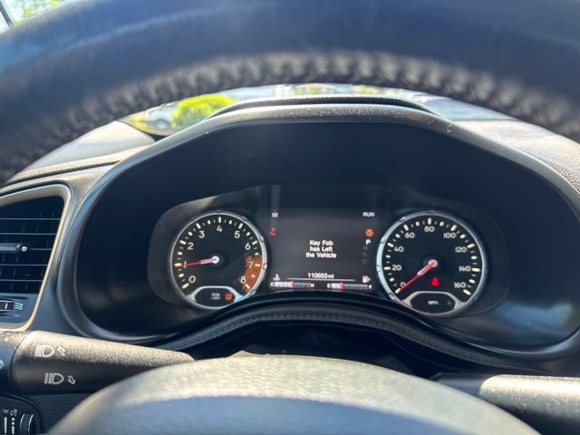 Used 2017 Jeep Renegade Limited AWD/4WD image 25
