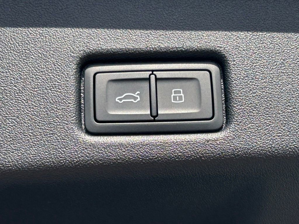 New 2026 Audi Q5 Premium Plus image 57