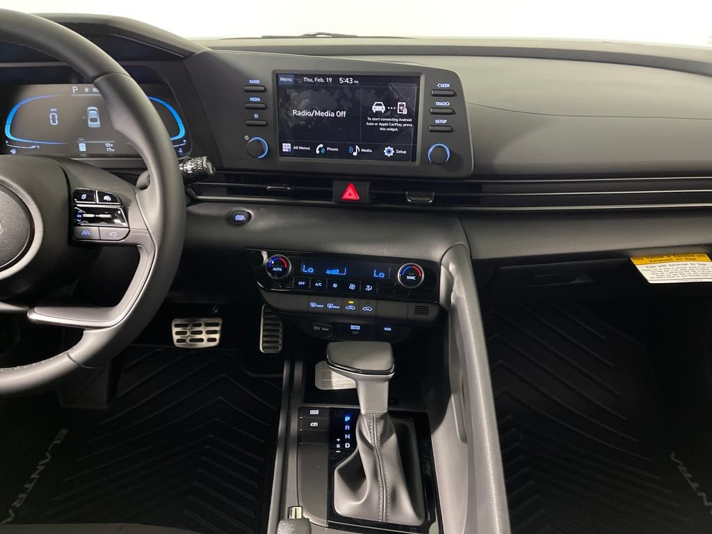 New 2026 Hyundai Elantra Sport FWD image 16